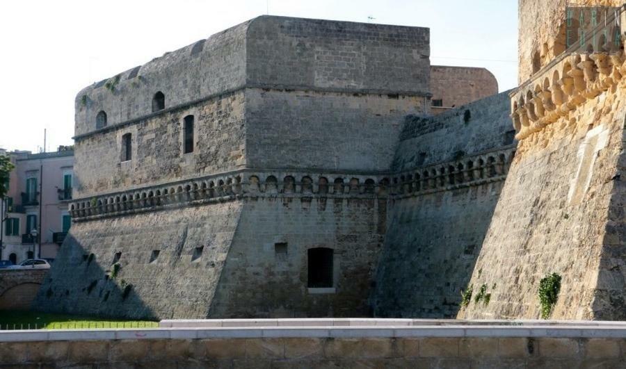 Dimora Cavallerizza Bari Exterior foto